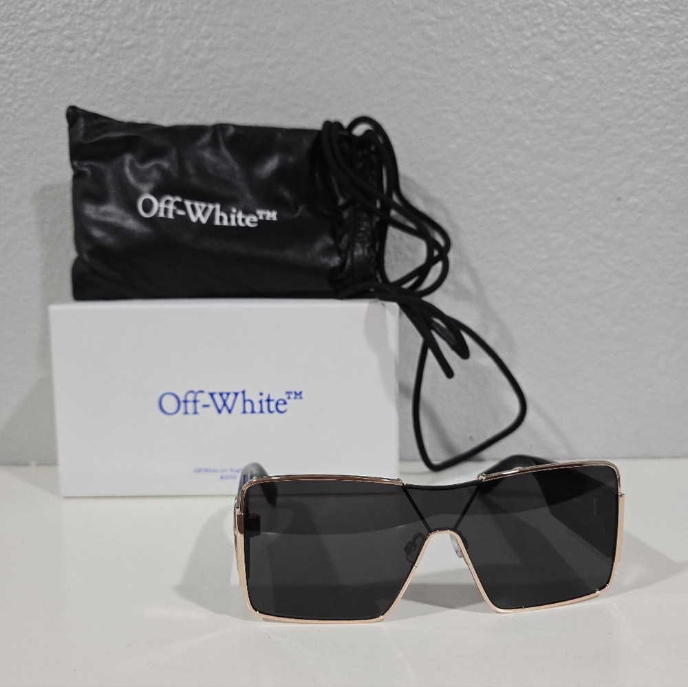 Off-White Black Sunglasses With Crossbody Bag NWOT